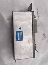 Load image into Gallery viewer, Computer Oldsmobile Allante 1989 - NW25815