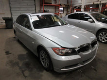 Load image into Gallery viewer, OUTER TAIL LIGHT LAMP 323i 325ci 325i 328i 330ci 330i 06-08 Right - 918007