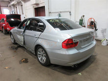 Load image into Gallery viewer, OUTER TAIL LIGHT LAMP 323i 325ci 325i 328i 330ci 330i 06-08 Right - 918007