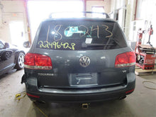 Load image into Gallery viewer, CARRIER ASSEMBLY Touareg 2004 04 2005 05 Rear - 1153341