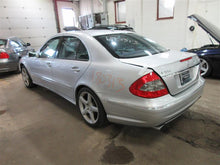 Load image into Gallery viewer, GAS FUEL FILLER LID DOOR Mercedes-Benz E550 2009 09 - 935579