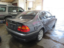 Load image into Gallery viewer, 2002 BMW 330ci Floor Shifter - 943070