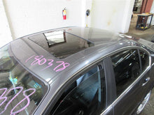 Load image into Gallery viewer, 2002 BMW 330ci Floor Shifter - 943070