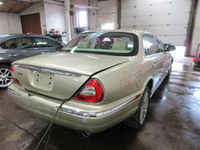 Load image into Gallery viewer, DASH CONSOLE SWITCH Jaguar XJ8 XJ8L 2006 06 - 947518