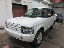 Load image into Gallery viewer, RADIATOR CORE SUPPORT Range Rover 2003 03 2004 04 2005 05 - 949358