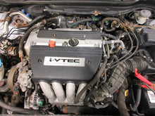 Load image into Gallery viewer, Fuel Filler Door Honda Accord 2004 04 - 952140