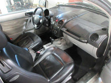 Load image into Gallery viewer, AIR CLEANER BOX Volkswagen Beetle 98 99 00 01 02 03 04 05 - 956061