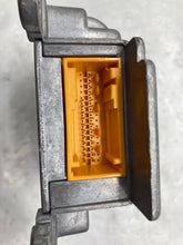 Load image into Gallery viewer, AIR BAG COMPUTER SAAB 9-5 1999 99 2000 00 2001 01 - NW37401