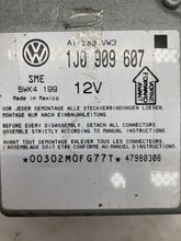 Load image into Gallery viewer, AIR BAG COMPUTER PASSAT 1998 1999 - NW38774