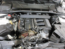 Load image into Gallery viewer, 2007 BMW 328i Floor Shifter - 1005255