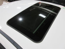 Load image into Gallery viewer, 2007 BMW 328i Floor Shifter - 1005255