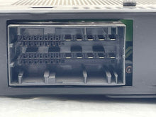Load image into Gallery viewer, AMPLIFIER Land Rover Freelander 2002 02 2003 03 - NW139471