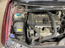 Load image into Gallery viewer, RADIATOR FAN ASSEMBLY V60 V70 2004 04 2005 05 06 07 08 - 1147870