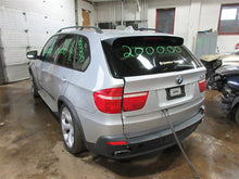 Load image into Gallery viewer, TRANSFER CASE BMW X5 X6 07 08 09 10 11 12 13 - 1017100