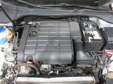 Load image into Gallery viewer, RADIATOR FAN ASSEMBLY Volkswagen Golf Rabbit Beetle 2006 06 07 08 - 12 - 1020085