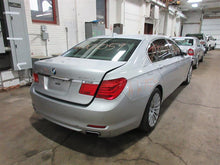 Load image into Gallery viewer, THROTTLE BODY 550i 550i Gt 650i 750 HYBRID 750i 750il Active 7 08-15 - 1145732