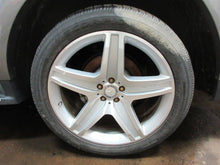 Load image into Gallery viewer, POWER BRAKE BOOSTER ML320 ML350 ML550 ML63 2007 07 2008 08 09 10 11 12 - 1030643