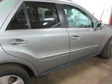Load image into Gallery viewer, REAR DOOR Mercedes ML320 ML350 ML500 2006 06 07 08 09 10 11 Left - 1031457