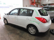 Load image into Gallery viewer, HEADLIGHT LAMP ASSEMBLY Nissan Versa 07 08 09 10 11 12 Right - 1034713