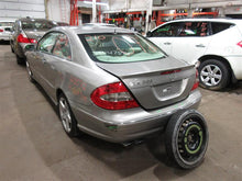 Load image into Gallery viewer, WINDSHIELD WASHER FLUID RESERVOIR BOTTLE CLK320 CLK350 CLK430 03-09 - 1066203