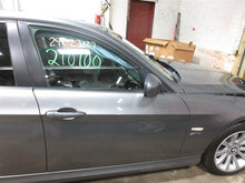 Load image into Gallery viewer, 2011 BMW 328i Floor Shifter - 1068665