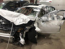 Load image into Gallery viewer, FRONT DOOR GLASS Volvo S60 V60 XC60 11 12 13 14 15 16 17 18 Left - 1073108