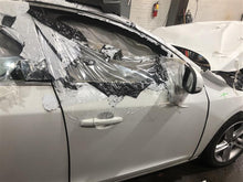 Load image into Gallery viewer, FRONT DOOR GLASS Volvo S60 V60 XC60 11 12 13 14 15 16 17 18 Left - 1073108