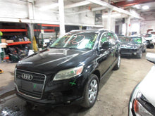 Load image into Gallery viewer, Quarter Panel Cut Audi Q7 07 08 09 10 11 12 13 14 Left - 1071328