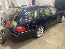 Load image into Gallery viewer, RADIO ANTENNA Mercedes-Benz E350 2009 09 - 1074491