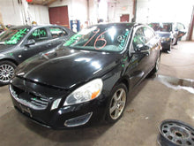 Load image into Gallery viewer, CONSOLE LID Volvo S60 2012 12 - 1081453