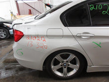 Load image into Gallery viewer, INDEPENDENT REAR SUSPENSION BMW 320i 13 14 15 16 17 18 Left - 1083764