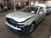 Load image into Gallery viewer, GLOVE BOX DOOR BMW 535i 2011 11 - 1083405