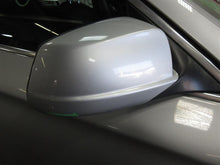 Load image into Gallery viewer, GLOVE BOX DOOR BMW 535i 2011 11 - 1083405
