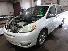 Load image into Gallery viewer, Center Pillar Cut Toyota Sienna 2004 04 2005 05 2006 06 07 08 09 10 Right - 1085731