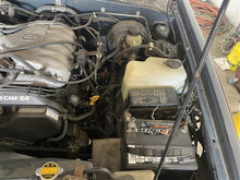 Load image into Gallery viewer, FRONT BUMPER Toyota T100 93 94 95 96 97 98 - 1098684