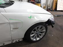 Load image into Gallery viewer, 2011 BMW 328i Floor Shifter - 1088015