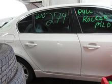 Load image into Gallery viewer, Center Pillar Cut BMW M5 530 528 545i 2004 04 2005 05 2006 06 07 08 09 10 Right - 1090160