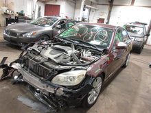 Load image into Gallery viewer, 2008 Mercedes-Benz C300 C350 Floor Shifter - 1091004