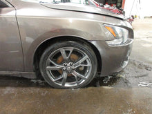 Load image into Gallery viewer, FRONT SPINDLE Nissan Altima Maxima 2007 07 2008 08 2009 09 10 11 12 13 Left - 1091541