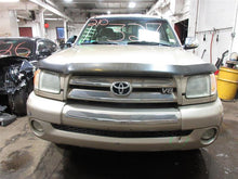 Load image into Gallery viewer, FRONT INTERIOR DOOR TRIM PANEL Toyota Tundra 2003 03 - 1093405