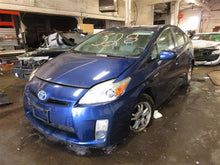 Load image into Gallery viewer, REAR QUARTER GLASS Toyota Prius Prius V 10 11 12 13 14 15 Right - 1094812