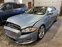 Load image into Gallery viewer, AIR INJECTION PUMP SMOG Jaguar S Type XF Xj XJ8 2000 00 01 02 03 04 05 06 - 12 - 1096593