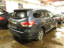 Load image into Gallery viewer, INTERIOR REAR VIEW MIRROR Altima Versa JX35 Titan Sentra 07 08 09 10 - 13 - 1096268