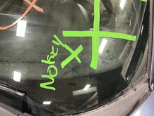 Load image into Gallery viewer, FUSE BOX BMW Z4 03 04 05 06 07 08 - 1096898