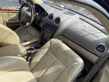 Load image into Gallery viewer, AIR RIDE COMPRESSOR Gl320 Gl350 Gl450 Gl550 ML320 ML350 ML450 06-12 - 1098971