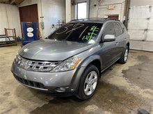 Load image into Gallery viewer, RADIATOR FAN ASSEMBLY Nissan Murani 2003 03 2004 04 2005 05 2006 06 2007 07 - 1112732