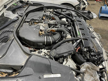 Load image into Gallery viewer, CROSSMEMBER / K-FRAME 528i 535i 535i Gt 550i 550i Gt 640I 10-17 Rear - 1100642