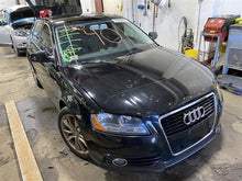 Load image into Gallery viewer, QUARTER GLASS Audi A3 2006 06 2007 07 2008 08 09 10 11 12 Right - 1102210