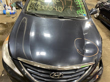 Load image into Gallery viewer, FRONT DRIVER SEAT BELT & RETRACTOR ONLY Sonata 11 12 13 14 - 1104419