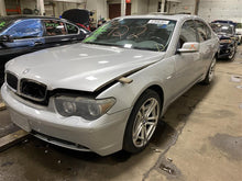 Load image into Gallery viewer, QUARTER PANEL CUT ASSEMBLY BMW 760i 750i 745i 2002 02 03 04 05 06 07 08 Right - 1104186